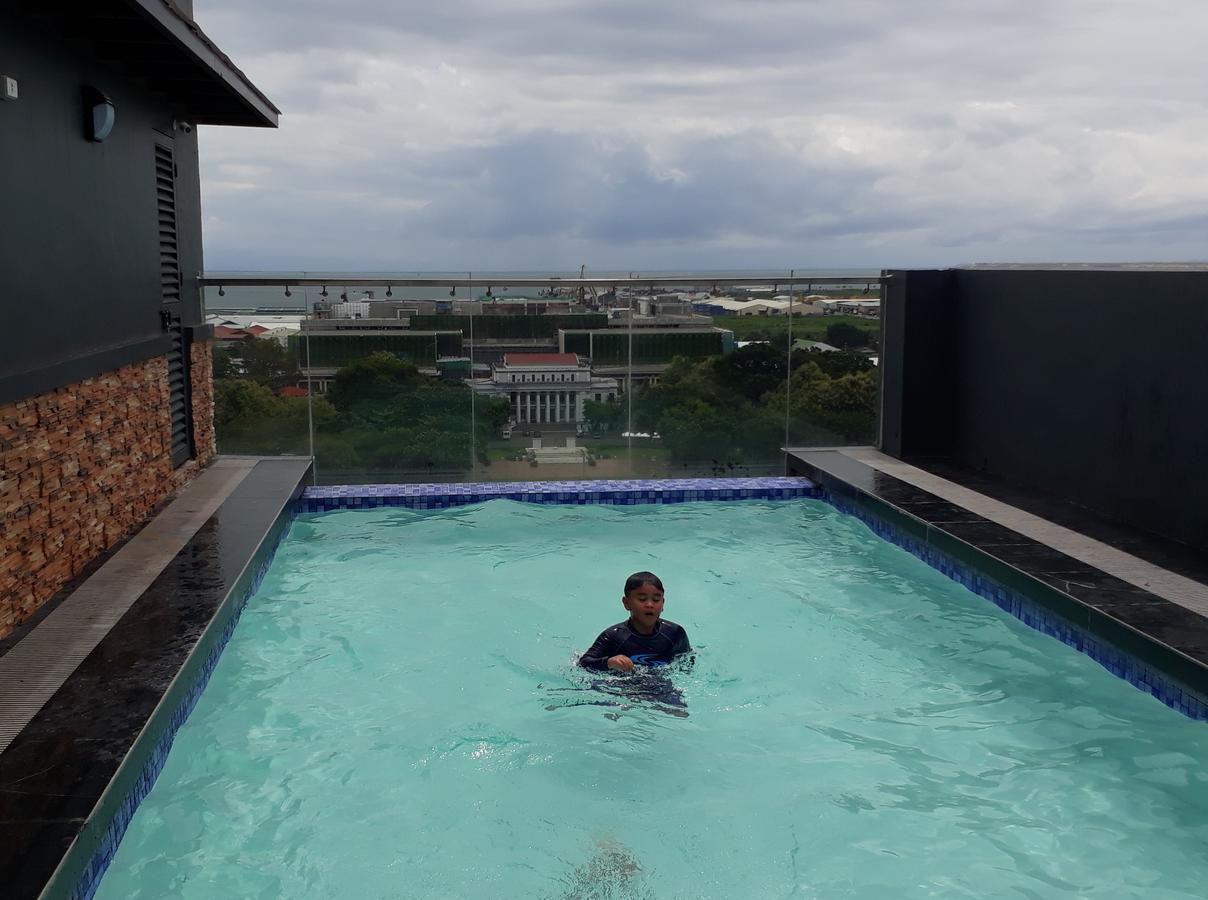 913Cityscape Located At City Center Bacolod Exterior foto